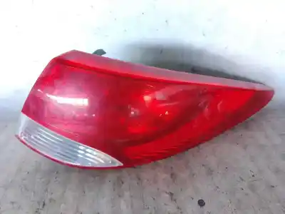 Автозапчасти б/у ПРАВЫЙ ЗАДНИЙ ФОНАРЬ за HYUNDAI IX35 (EL/LM)  ссылки OEM IAM 082211954R  