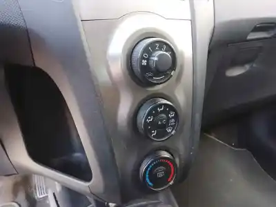 Автозапчастина б/у контроль опалення / кондиціонації для toyota yaris (ksp9/scp9/nlp9) 1nrfe посилання на oem iam 