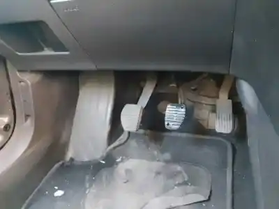 Pezzo di ricambio per auto di seconda mano PEDALE DELLA FRIZIONE per PEUGEOT 308  Riferimenti OEM IAM   