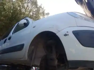 Автозапчастина б/у передне праве крило для renault kangoo i (f/kc0) k9k718 посилання на oem iam 