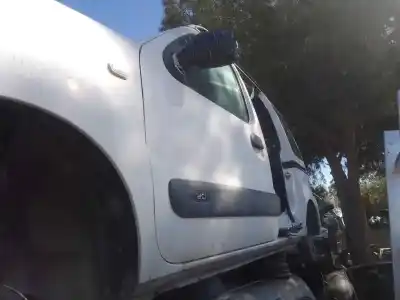 Автозапчастина б/у передні ліві двері для renault kangoo i (f/kc0) k9k718 посилання на oem iam 