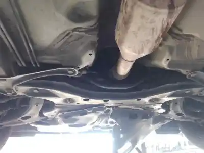 Piesă de schimb auto la mâna a doua punte fatã pentru toyota corolla verso (r1) 2adftv referințe oem iam   