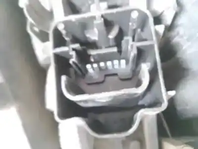 Автозапчасти б/у левый задний фонарь за renault scenic ii (jm) f9q800 ссылки oem iam 8200127704  