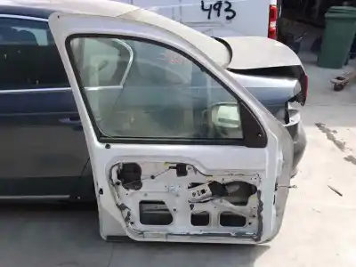 Автозапчасти б/у левая передняя дверь за renault kangoo i (f/kc0) f9q782 ссылки oem iam   