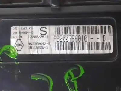 Pezzo di ricambio per auto di seconda mano pannello degli strumenti per renault kangoo ii (f/kw0) k9k802 riferimenti oem iam 8200796010  