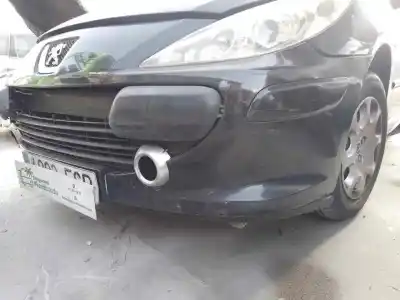 Pièce détachée automobile d'occasion LE PARE-CHOC AVANT pour PEUGEOT 307 BREAK/SW (S2)  Références OEM IAM   
