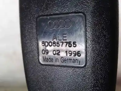 Автозапчастина б/у лівий передній гачок для audi a4 avant (b5) 2.4 посилання на oem iam 8d0857755  