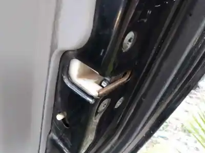 Peça sobressalente para automóvel em segunda mão fechadura da porta traseira direita por mitsubishi l 200 (ka0/kb0) 4d56hp referências oem iam 