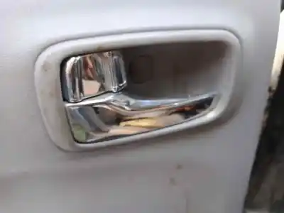 Peça sobressalente para automóvel em segunda mão puxador interior traseiro esquerdo por mitsubishi l 200 (ka0/kb0) 4d56hp referências oem iam 