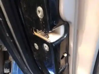 Peça sobressalente para automóvel em segunda mão fechadura da porta traseira esquerda por mitsubishi l 200 (ka0/kb0) 4d56hp referências oem iam 