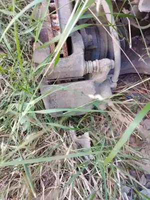 Peça sobressalente para automóvel em segunda mão pinça de travão dianteira esquerda por mitsubishi l 200 (ka0/kb0) 4d56hp referências oem iam 