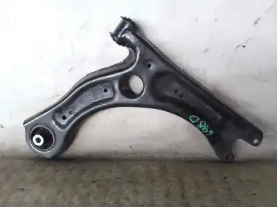 Автозапчасти б/у передний правый нижний рычаг подвески за skoda fabia (pj3) dsg ссылки oem iam 2q0407152d