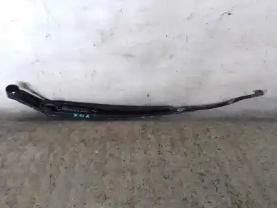 Автозапчастина б/у передній правий річок склоочисника для toyota yaris (ksp9/scp9/nlp9) 1nrfe посилання на oem iam lp7109  