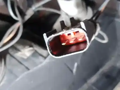 Автозапчастина б/у правий ліхтар для dodge avenger (js) byl посилання на oem iam 05303990ae  