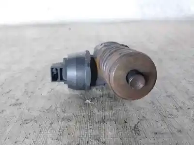 Second-hand car spare part injector for audi a4 b7 avant (8ed) 2.0 tdi oem iam references 038130073bj  