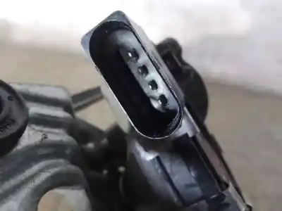 Second-hand car spare part front windshield wiper motor for nissan pulsar fastback (c13) 1.5 dci oem iam references 0390243237  