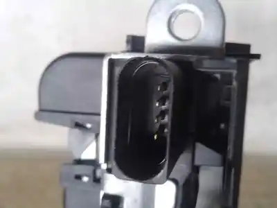 Автозапчасти б/у замок багажника/ворот за volkswagen passat b6 variant (3c5) 2.0 tdi 16v ссылки oem iam 461860094  