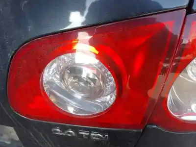 Автозапчасти б/у внутренний правый задний фонарь за volkswagen passat b6 variant (3c5) 2.0 tdi 16v ссылки oem iam 