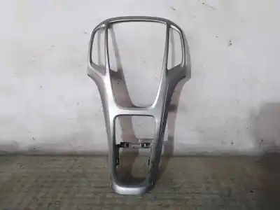 Pezzo di ricambio per auto di seconda mano MODANATURA per OPEL ASTRA J SEDÁN  Riferimenti OEM IAM 13257562  