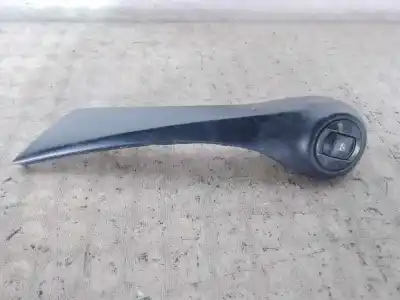 Piesă de schimb auto la mâna a doua Panou Comandã Geamuri Electrice Fatã Partea Din Dreapta pentru RENAULT MEGANE II BERLINA 5P K9K722 Referințe OEM IAM   
