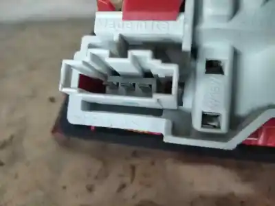 Автозапчастина б/у внутрішній лівий задній ліхар для audi a3 (8p1) 1.9 tdi посилання на oem iam 8p4945093b  