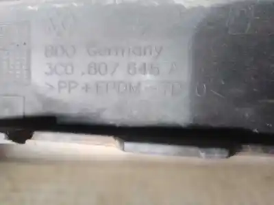 Pezzo di ricambio per auto di seconda mano modanatura per volkswagen passat b6 variant (3c5) 2.0 tdi 16v riferimenti oem iam 3c0807646  
