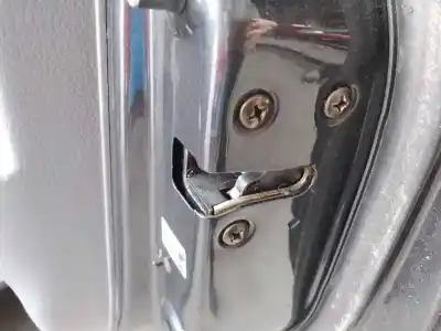 Автозапчасти б/у замок задней правой двери за kia carens (rs) d/d4ea ссылки oem iam 
