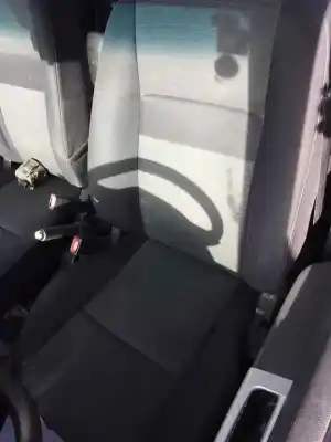 Recambio de automóvil de segunda mano de Asiento Delantero Izquierdo para HYUNDAI GETZ (TB) D4FA referencias OEM IAM   