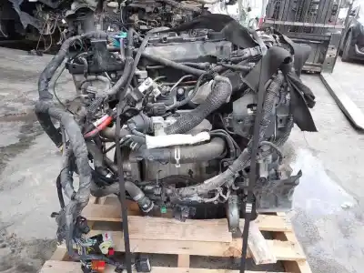 Pièce détachée automobile d'occasion MOTEUR COMPLET pour VOLVO V40 CROSS COUNTRY  Références OEM IAM D4162T  