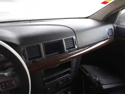 Second-hand car spare part dashboard for opel vectra c (z02) 1.9 cdti (f69) oem iam references   