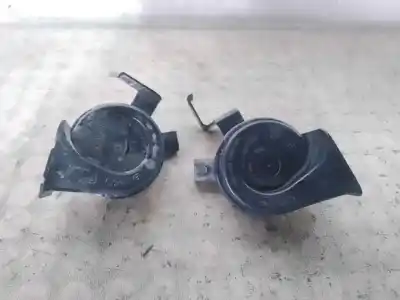 Автозапчастина б/у ріг для AUDI A3 (8P1) 1.9 TDI Посилання на OEM IAM   