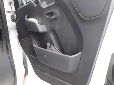 Recambio de automóvil de segunda mano de ELEVALUNAS DELANTERO DERECHO para RENAULT MASTER III COMBI  referencias OEM IAM   
