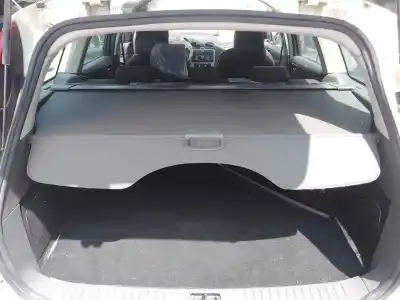 Recambio de automóvil de segunda mano de BANDEJA TRASERA para FORD FOCUS BERLINA (CAP)  referencias OEM IAM   