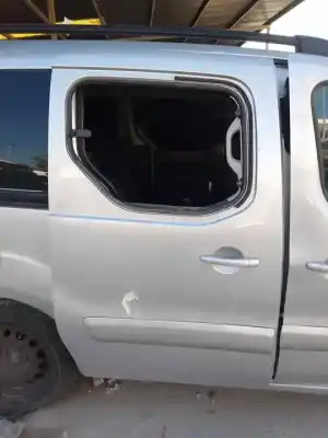 Автозапчасти б/у ПРАВАЯ СДВИЖНАЯ БОКОВАЯ ДВЕРЬ за PEUGEOT PARTNER KOMBI  ссылки OEM IAM   