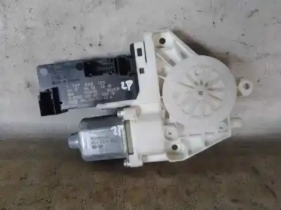 Gebrauchtes Autoersatzteil Vorderer Linker Fenstermotor zum PEUGEOT 407 SW RHRDW10BTED4 OEM-IAM-Referenzen 1137328125  