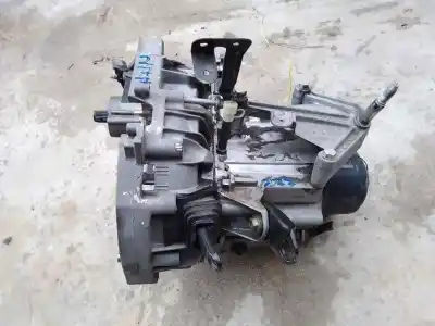 Автозапчасти б/у коробка передач за renault clio ii fase ii (b/cb0) k9k702 ссылки oem iam jc5128