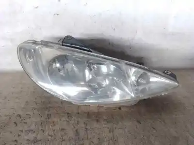 Pièce détachée automobile d'occasion FEU DROIT pour PEUGEOT 206 SW  Références OEM IAM 9628666780  