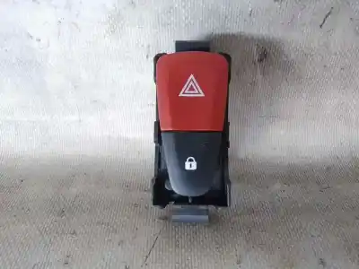 Peça sobressalente para automóvel em segunda mão INTERRUPTOR 4 PISCAS - EMERGÊNCIA por RENAULT MEGANE IV BERLINA 5P  Referências OEM IAM 8200214896A  