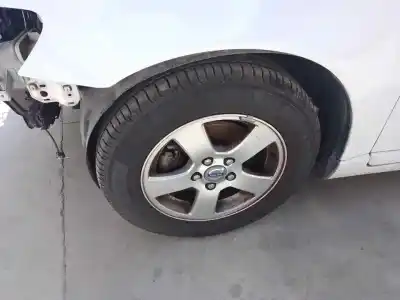 İkinci el araba yedek parçası ÖN SOL ALT SÜSPANSIYON KOLU için VOLVO S40 II (544)  OEM IAM referansları   