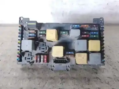 Gebrauchtes Autoersatzteil RELAIS SICHERUNGSKASTEN Multifunktionsrelais zum MERCEDES-BENZ VITO MIXTO (639)  OEM-IAM-Referenzen 6395450201  
