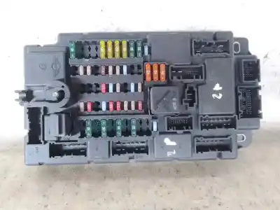 Second-hand car spare part FUSE BOX UNIT for MINI MINI (R56) N18B16A OEM IAM references 51944F124  