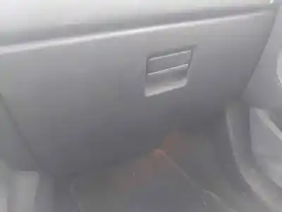 Автозапчастина б/у бардачок для land rover range rover evoque 224dt посилання на oem iam 