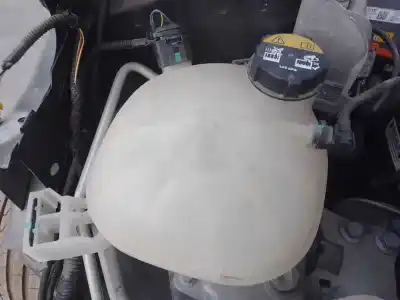 Second-hand car spare part Coolant Expansion Tank for LYNK & CO 01 B2APHEVJLH3G15TB OEM IAM references   