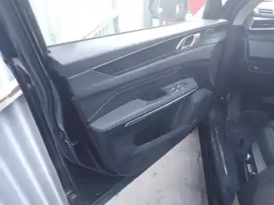 Автозапчастина б/у ОББІРКА ПЕРЕДНІХ ДВЕРЕЙ ЛІВА для LYNK & CO 01 B2APHEVJLH3G15TB Посилання на OEM IAM   