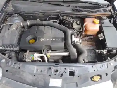Автозапчастина б/у генератор для opel astra h sedán (a04) 1.7 cdti (l69) посилання на oem iam 