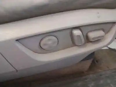 Автозапчастина б/у передне праве сиділо для audi q7 (4l) casa посилання на oem iam   