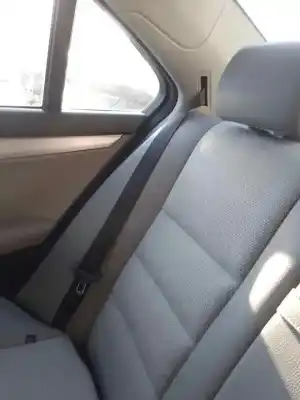 Peça sobressalente para automóvel em segunda mão CINTO DE SEGURANÇA TRASEIRO DIREITO por MERCEDES-BENZ CLASE C (W204) C 200 KOMPRESSOR (204.041) Referências OEM IAM   