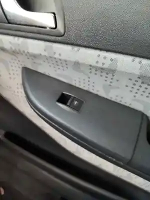 Автозапчасти б/у выключатель переднего правого окна за skoda fabia (6y2/6y3) 1.9 sdi cat (asy) ссылки oem iam 