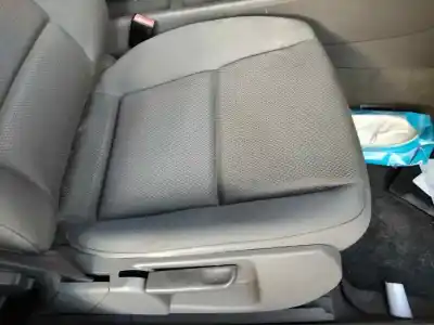 Автозапчастина б/у передне праве сиділо для audi a4 b6 avant (8e5) 3.0 посилання на oem iam   