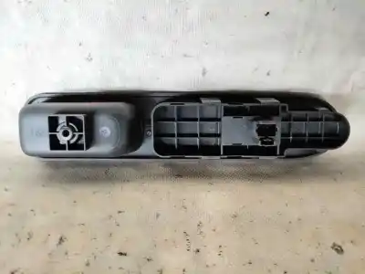 Second-hand car spare part right front power window switch for peugeot 307 break (3e) 2.0 hdi 110 oem iam references 96351625xt  